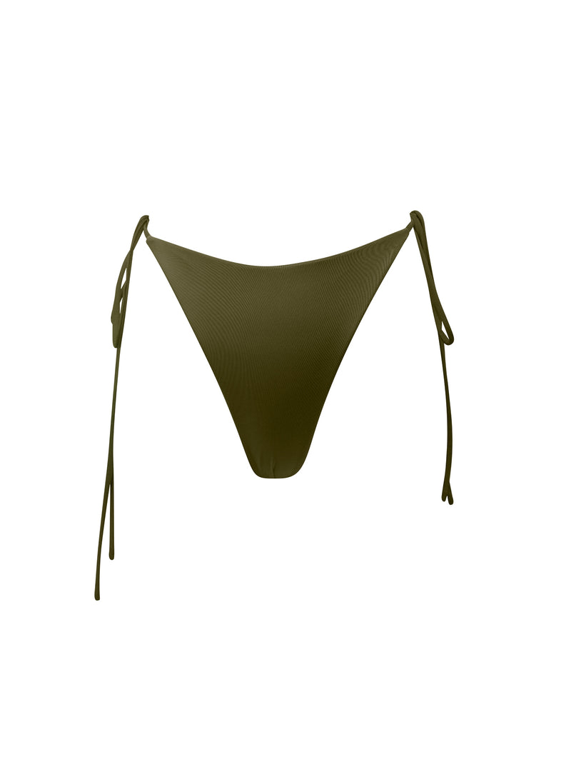 delilah moss swimmer bottom